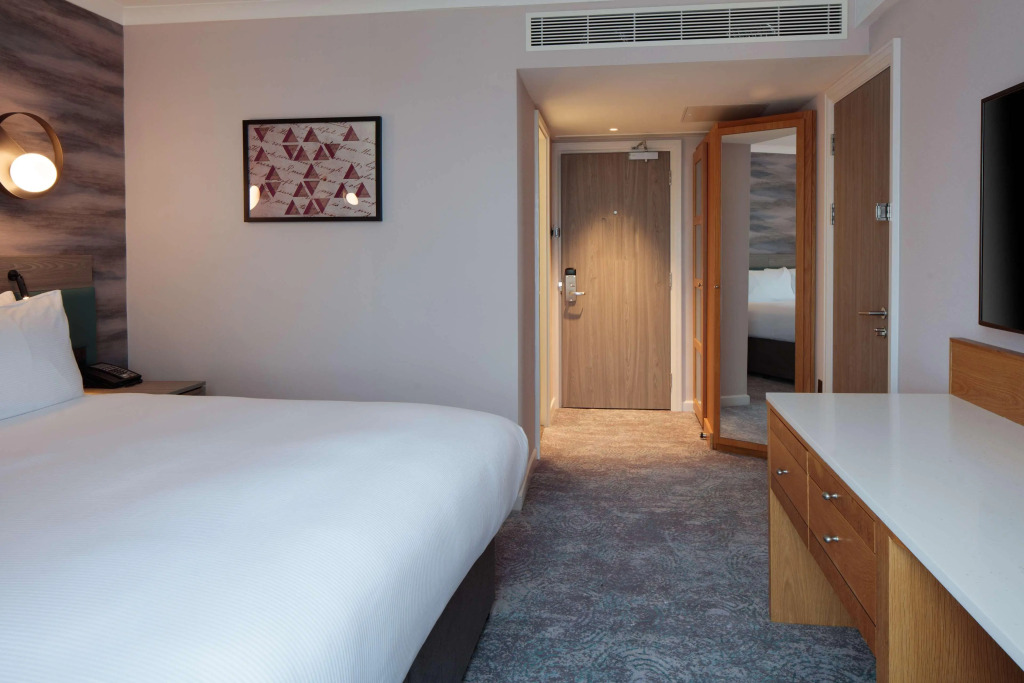 DoubleTree by Hilton Bath