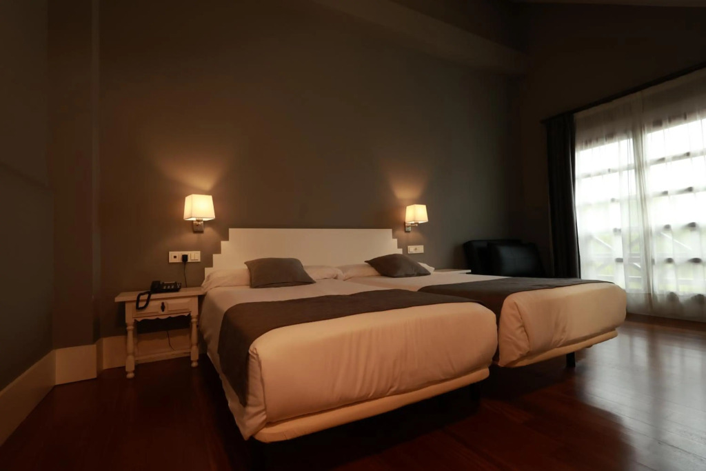 Hotel The Park Derio