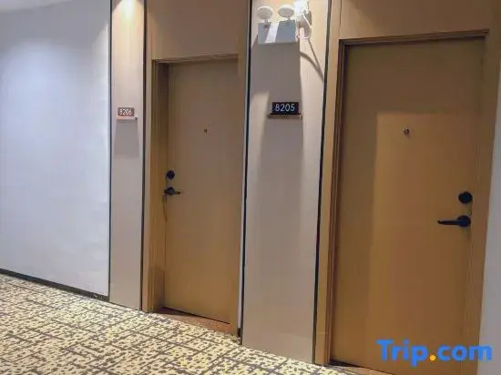 Yaxi Hotel (Wangyang Market Branch)