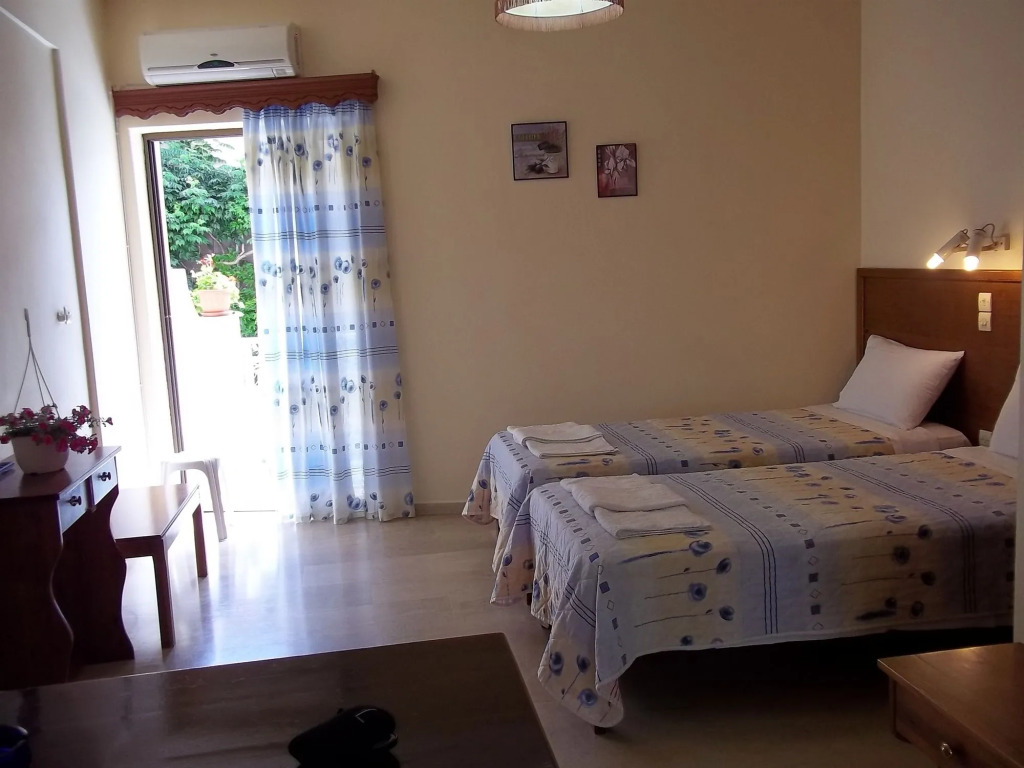 Toulas Apartments