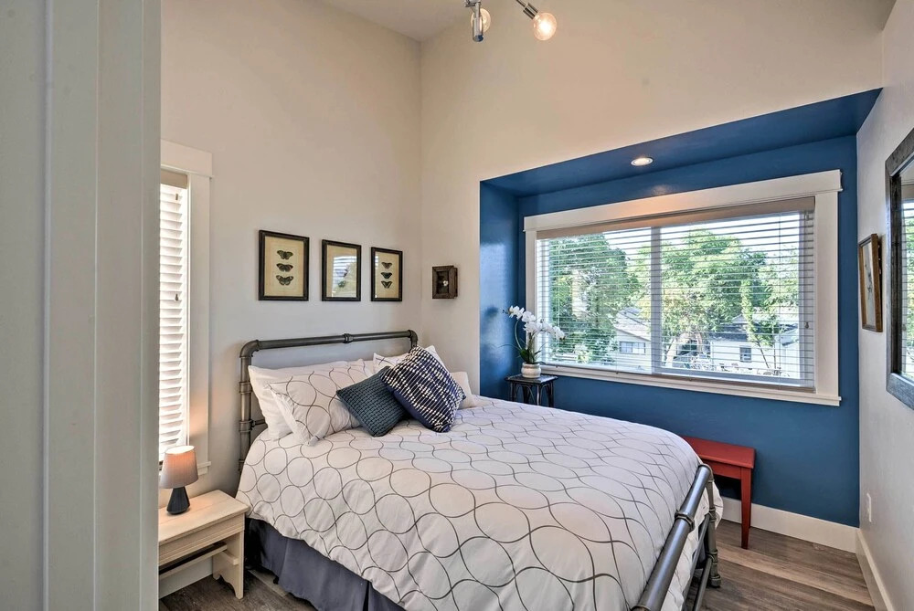 Missoula Getaway w/ Balcony, 2 Mi to Downtown!