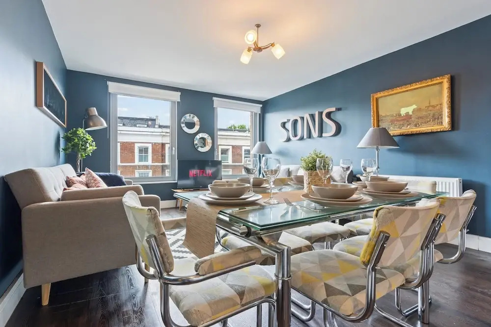 Stylish & Spacious Modern Apartments near Dalston Kingsland Station - by Short Stories London