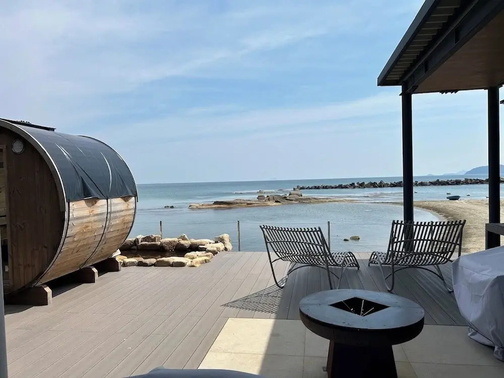 SIOKUMIHAMA  Sea  Side  Villa  HAMATSUZURI