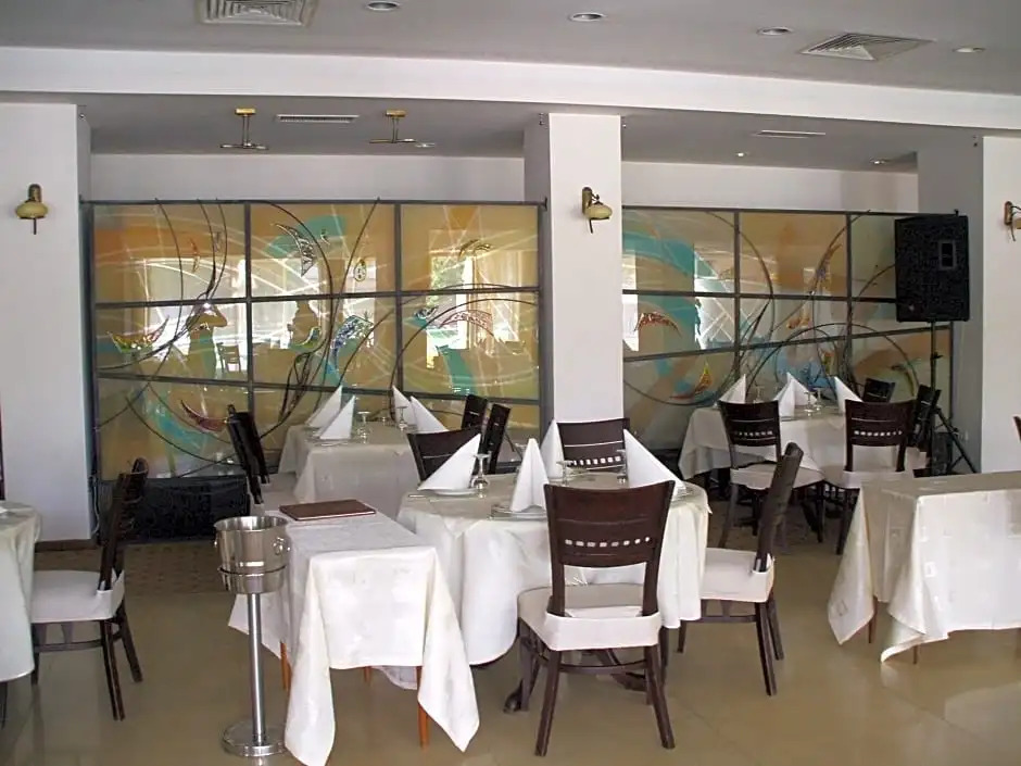 Hotel Condor