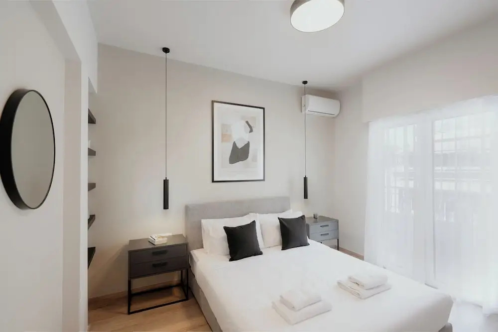 Luxury & Spacious Penthouse in Athens with Terrace
