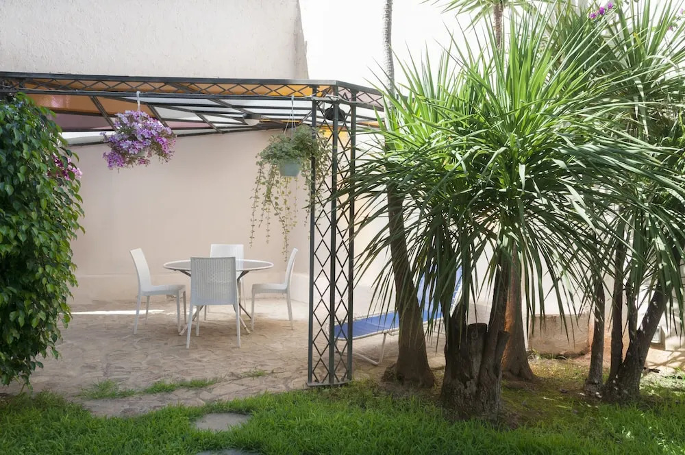 L'Euforbia Bed and Breakfast