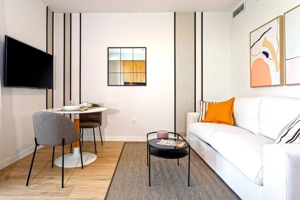 Cozy 1 bd Apartment With Terrace Pool and Parking Arruzafa VII