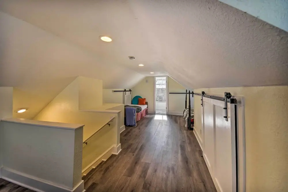 Portsmouth Waterfront Vacation Rental w/ Deck