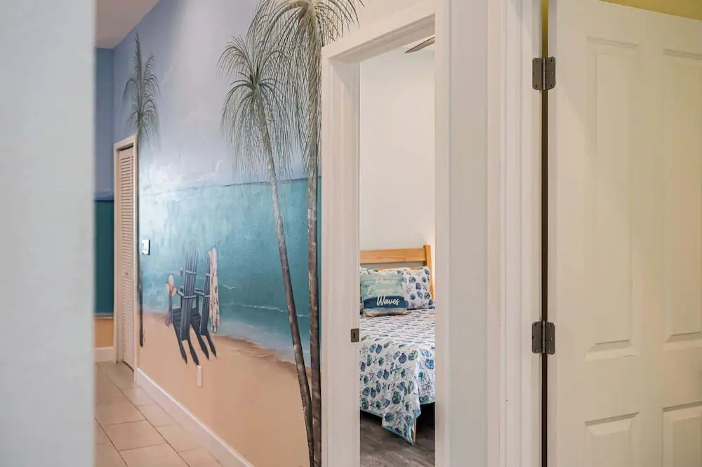 4B Balcony Beachfront Access to Indian Rocks Beach