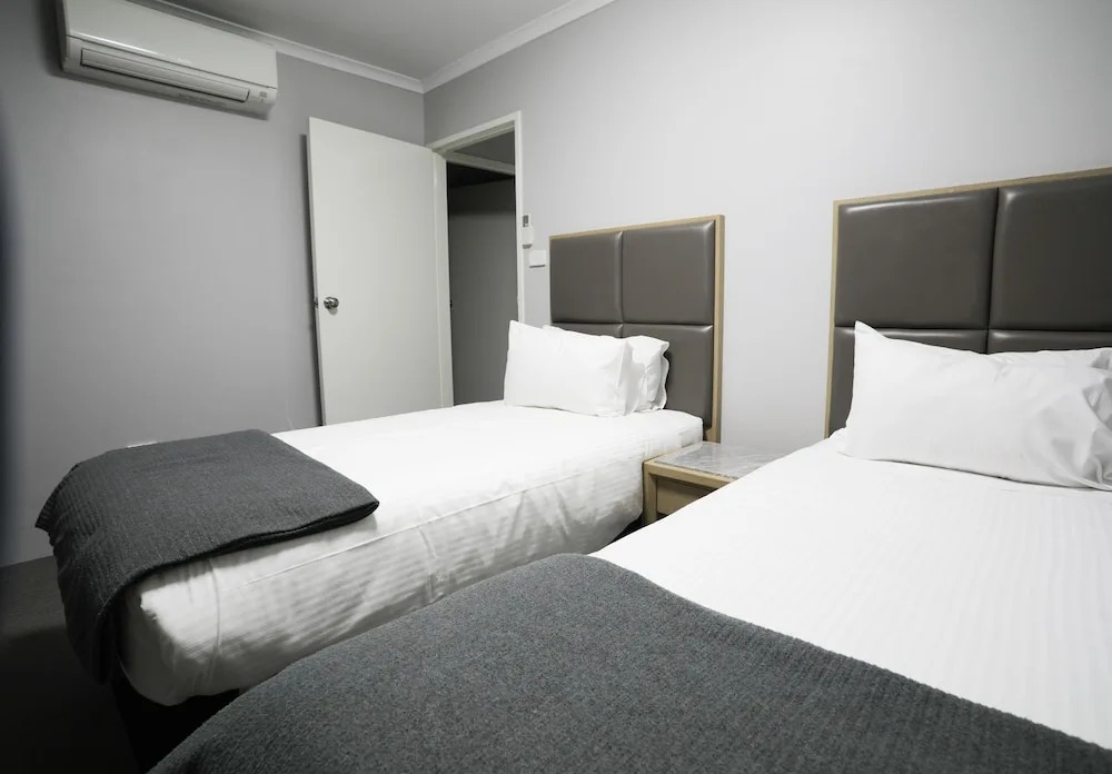 Madison Carrington  Apartments