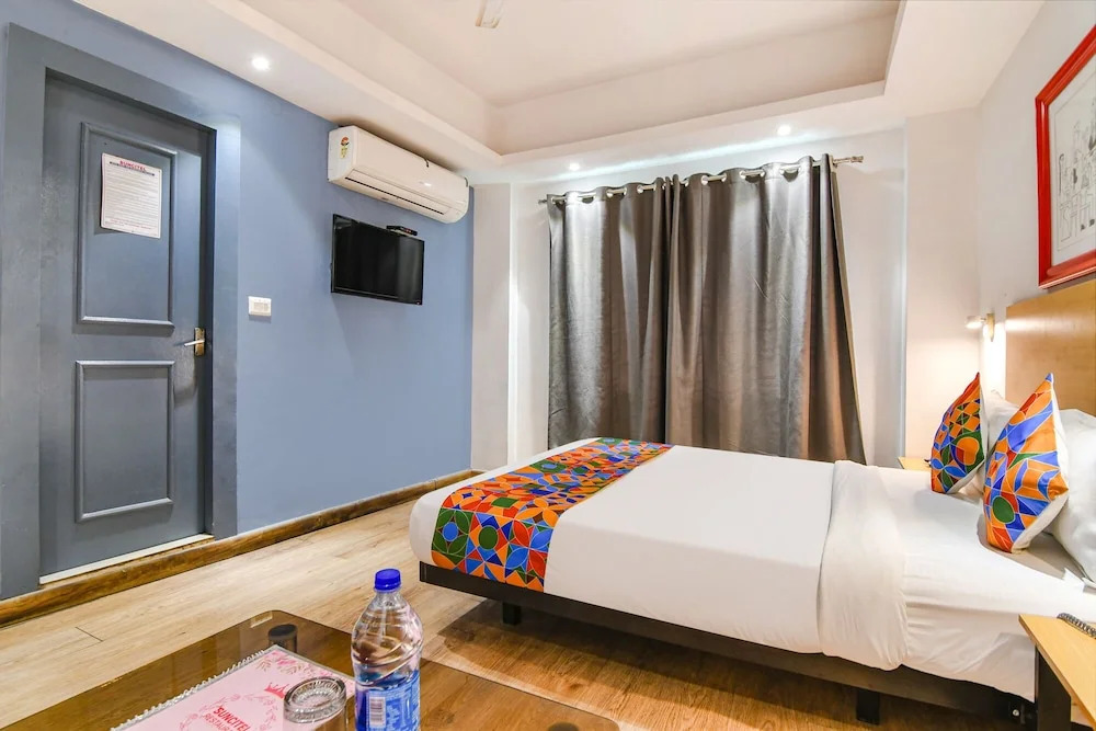 OYO Townhouse 152 Hotel Suncitel Airport