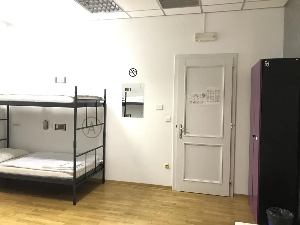 Hostel Tresor