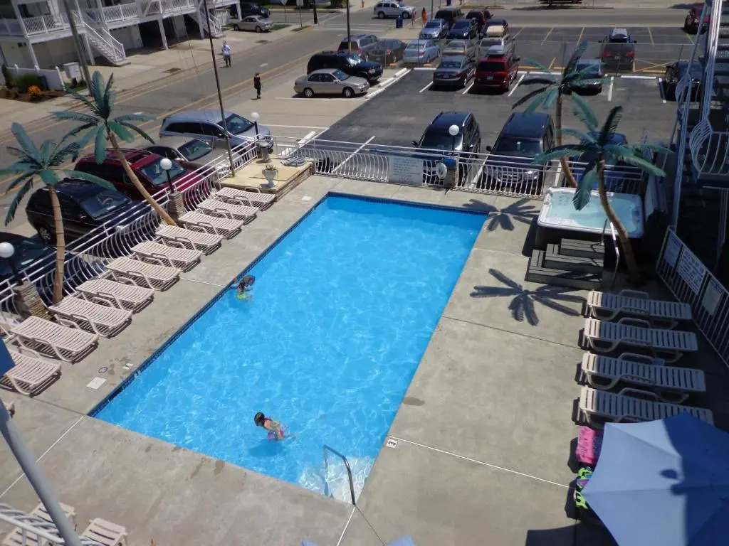 Quarterdeck Motel
