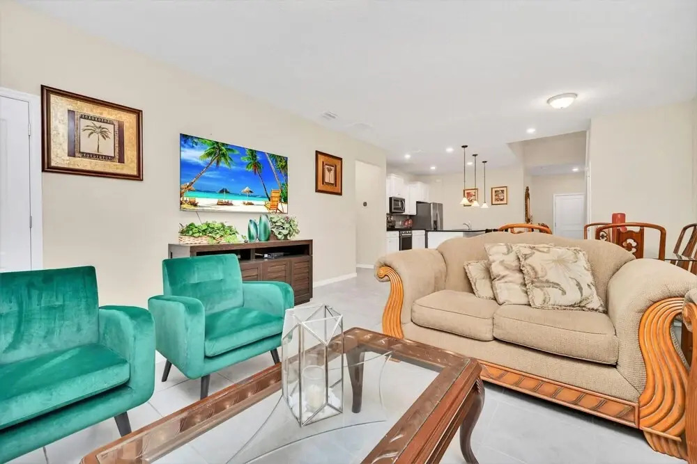 7BR Family Home w Pool Hot Tub and Theater