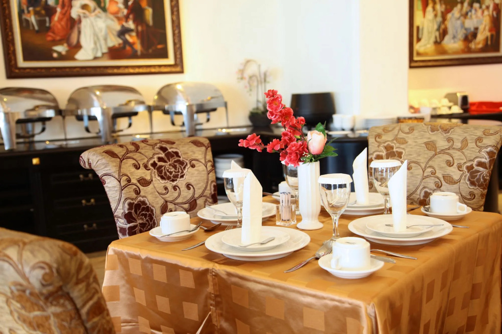 Hotel Sutomo