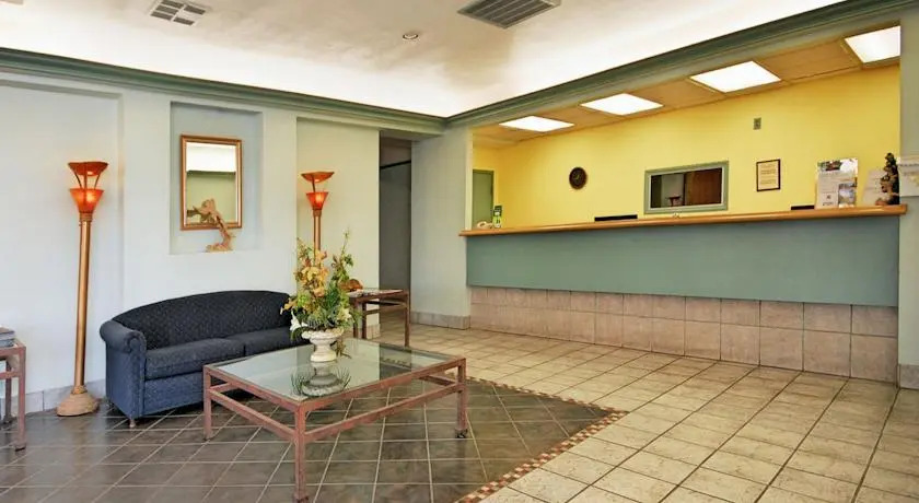 Airporter Inn