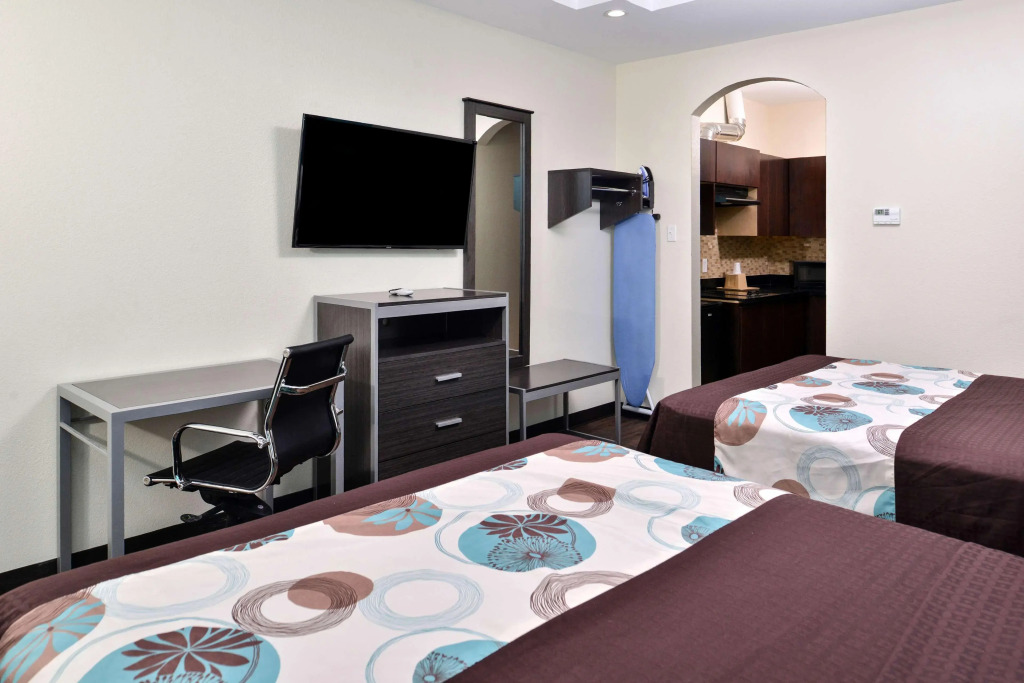 Americas Best Value Inn & Suites Spring / N. Houston