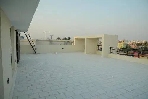 STAY BAY SERVICE APARTMENTS