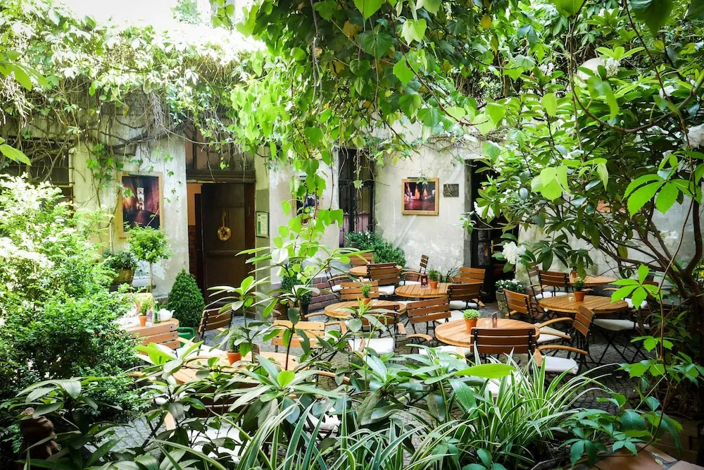 Cocorico Apartments