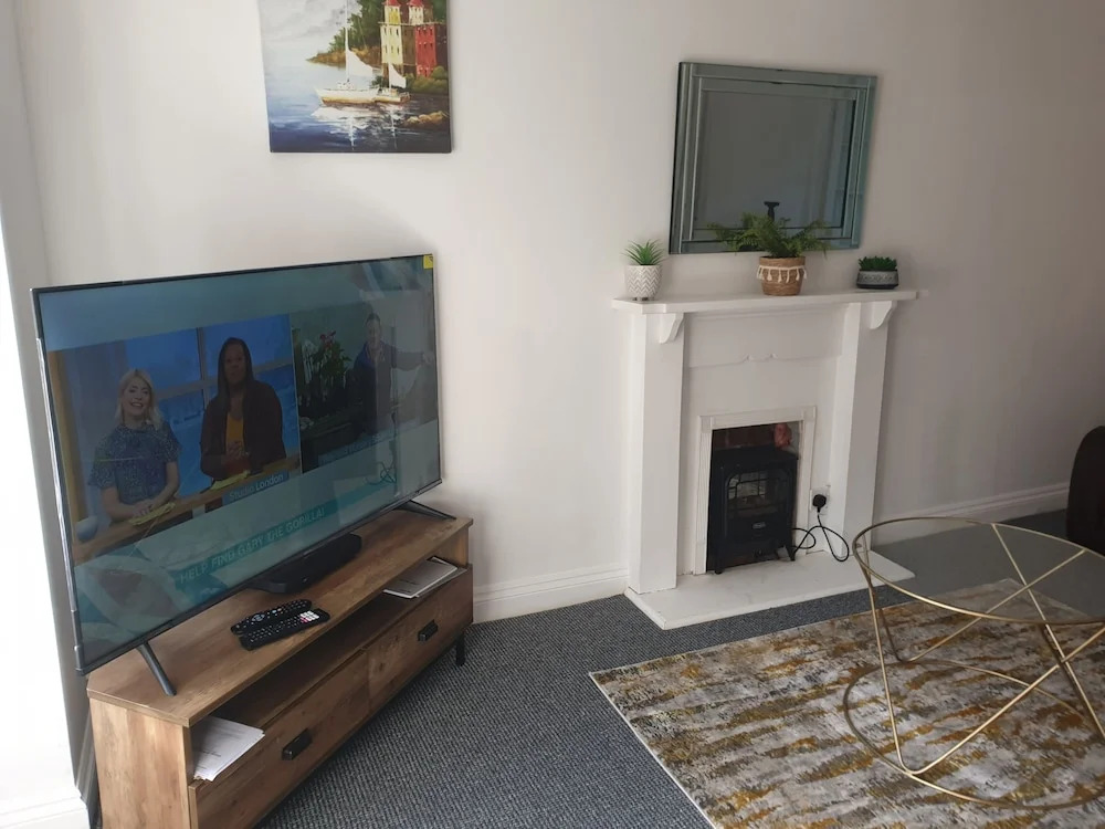 3 Bed House With Parking in Lighthorne Heath