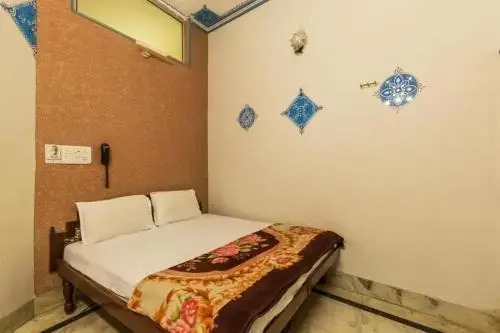Hotel Sachdeva Palace