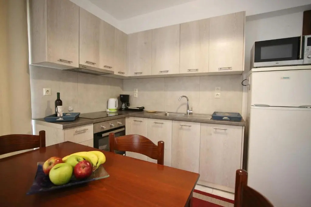Cozy apartment in city's suburbs 1