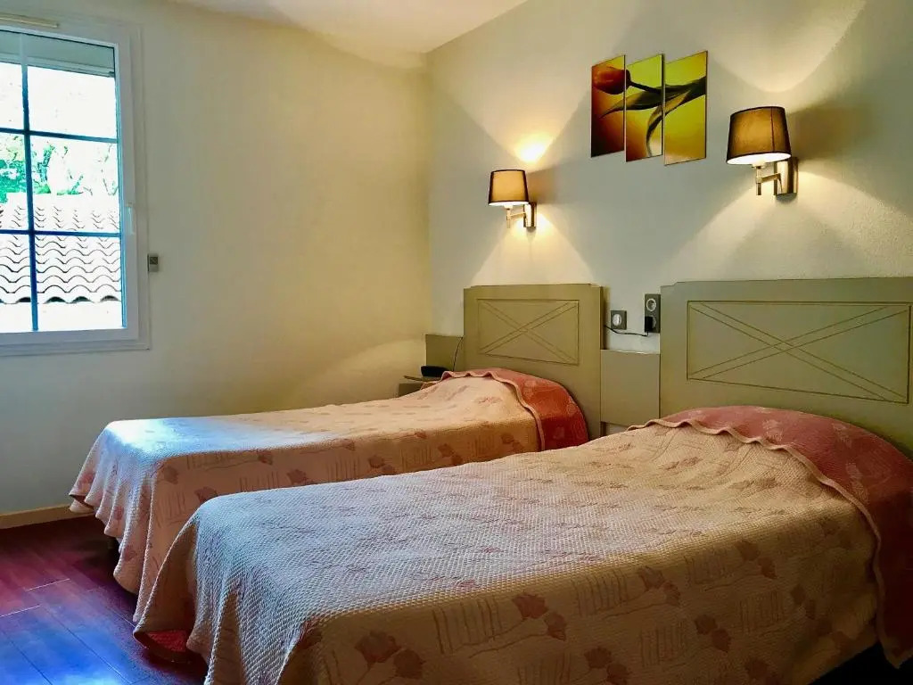 Logis Hotels - Hôtel et Restaurant de la Montagne Noire