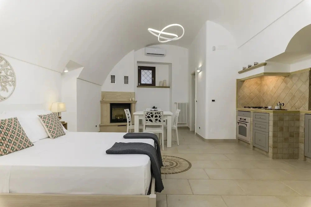 Sant Oronzo View Apartment by Wonderful Italy