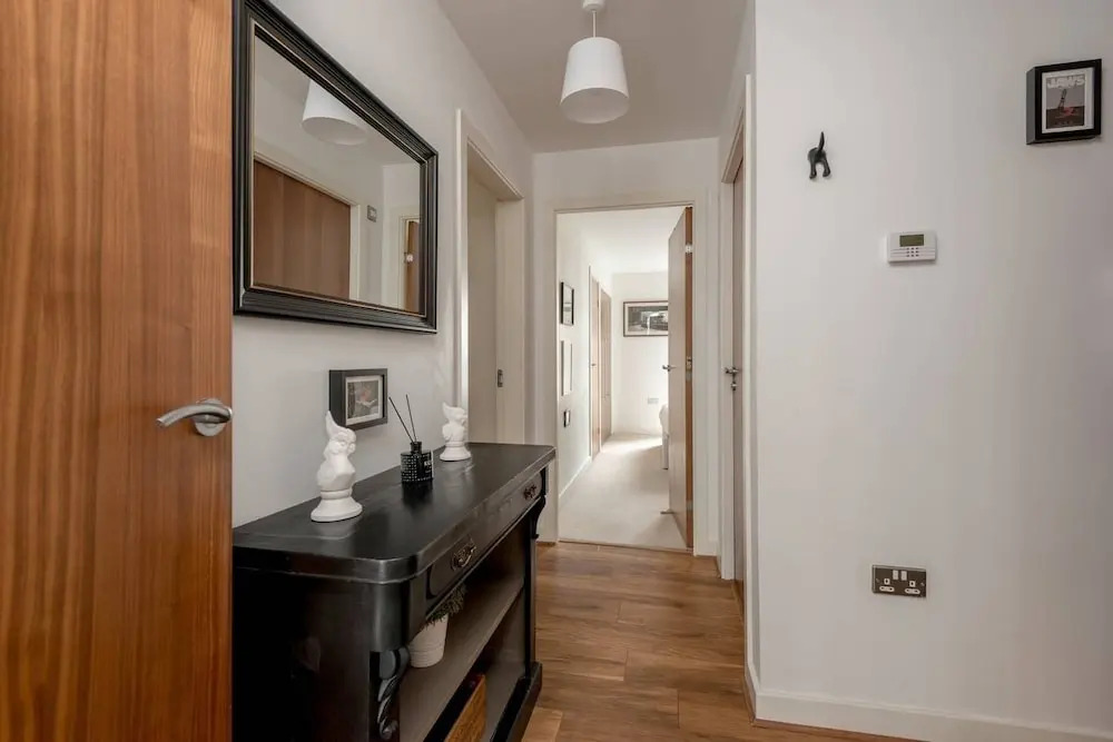 Ultra Stylish 2 Bed/2 Bath with Balcony & Parking