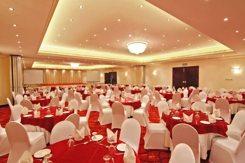 Majan Continental Hotel