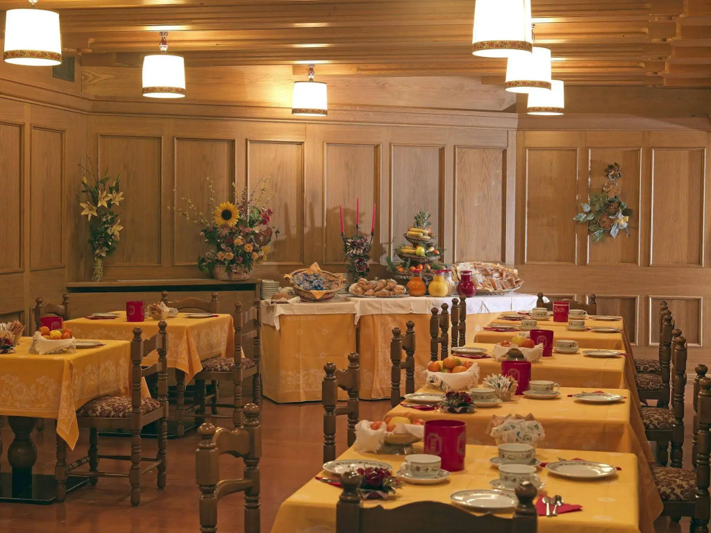 Hotel Pinzolo-Dolomiti
