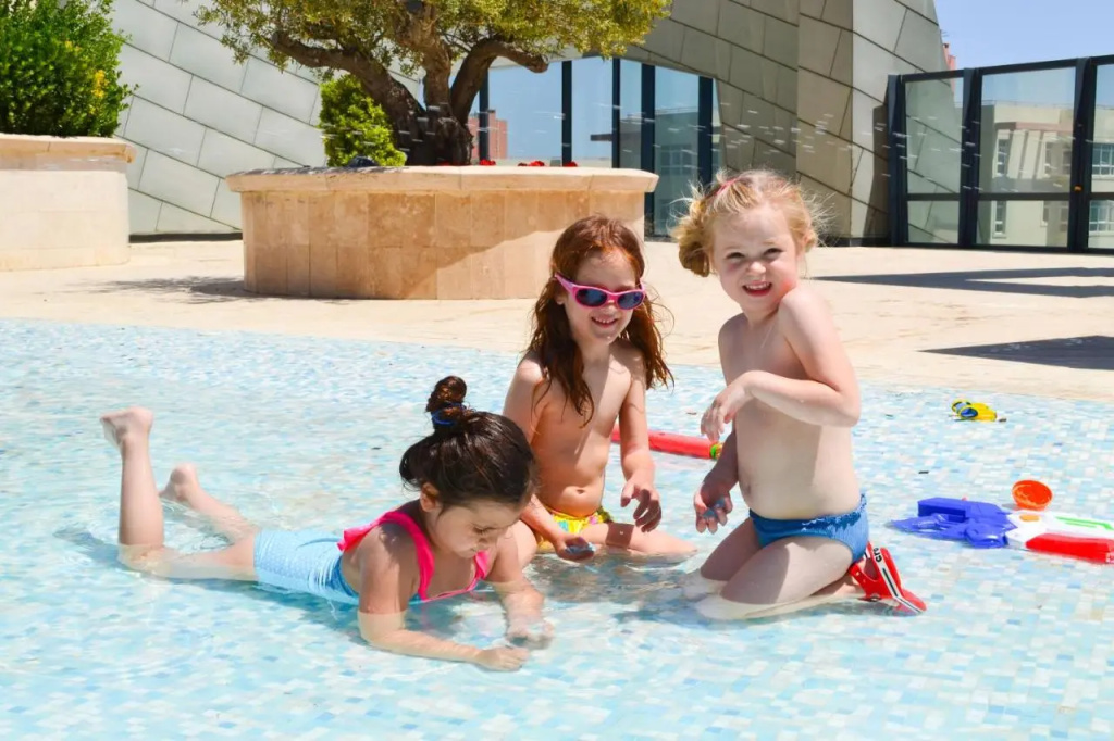 Отель Fairmont Baku at the Flame Towers
