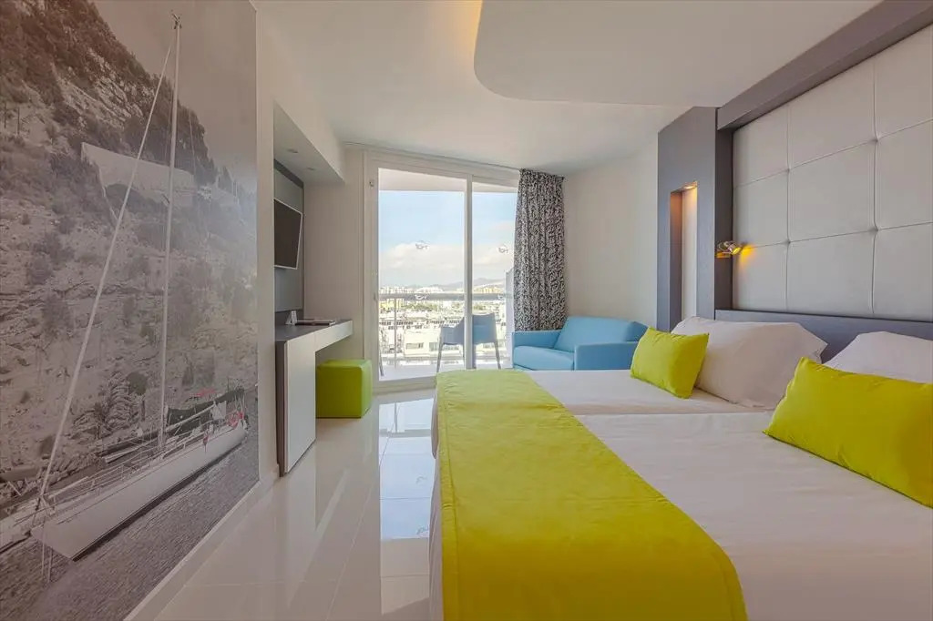 Sirenis Hotel Tres Carabelas & SPA