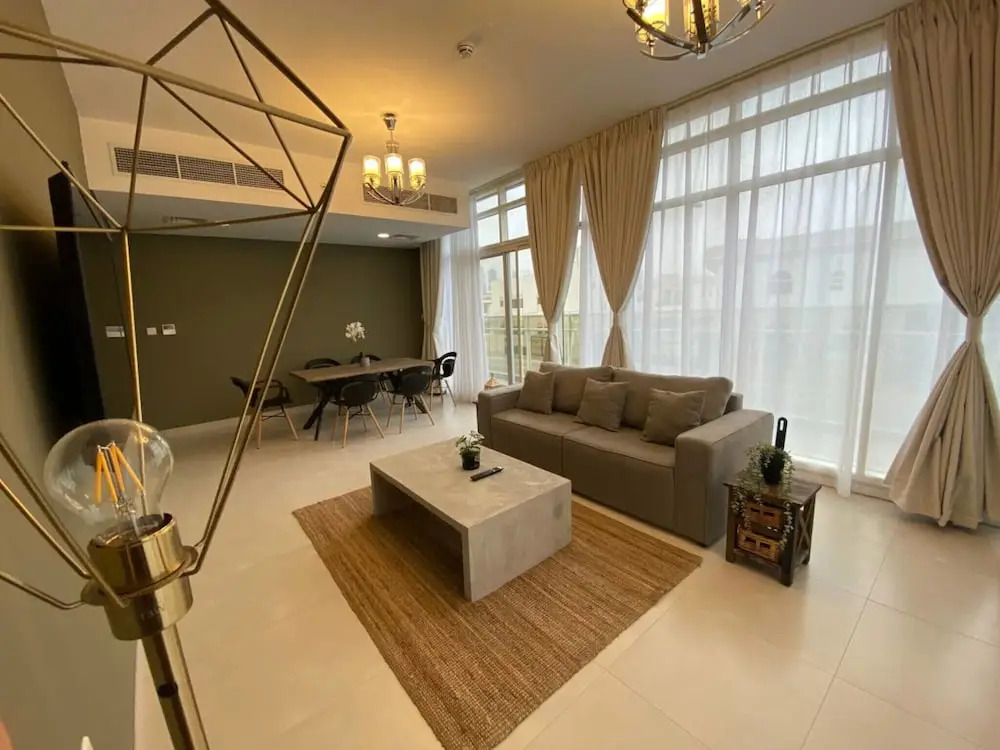Refined Classy 3 Bedroom Apartment in Jumeirah