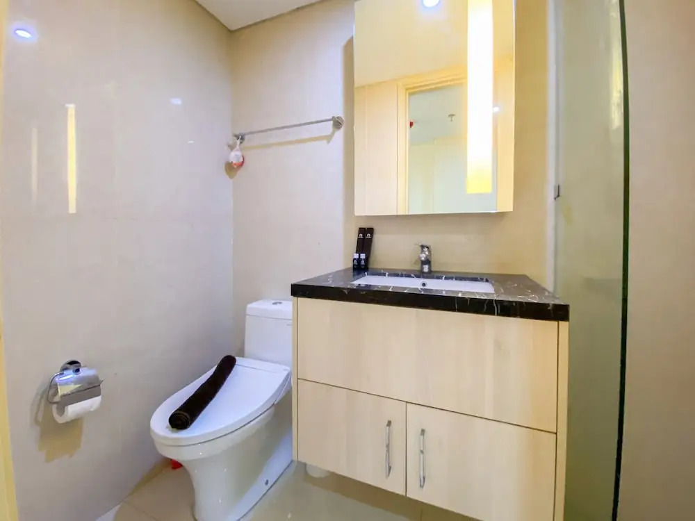 Good Deal Studio at Warhol (W/R) Residences Apartment By Travelio