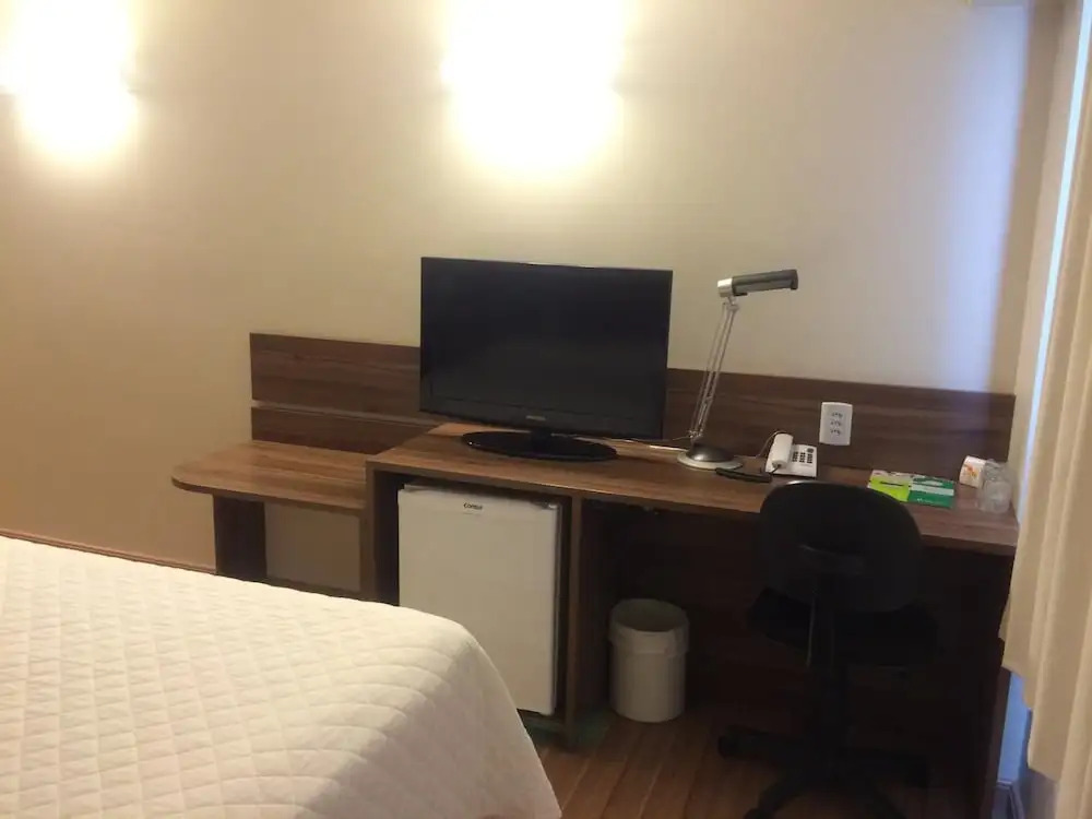 Mogano Business Hotel- ELETROPOSTO