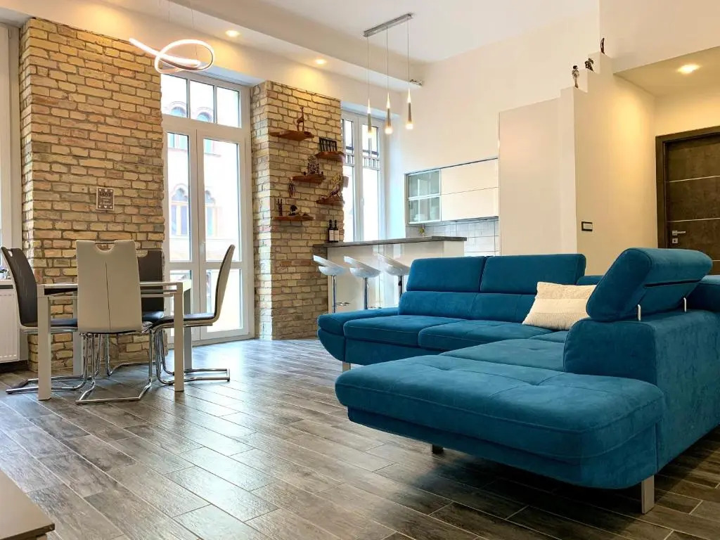 Vivi Residence