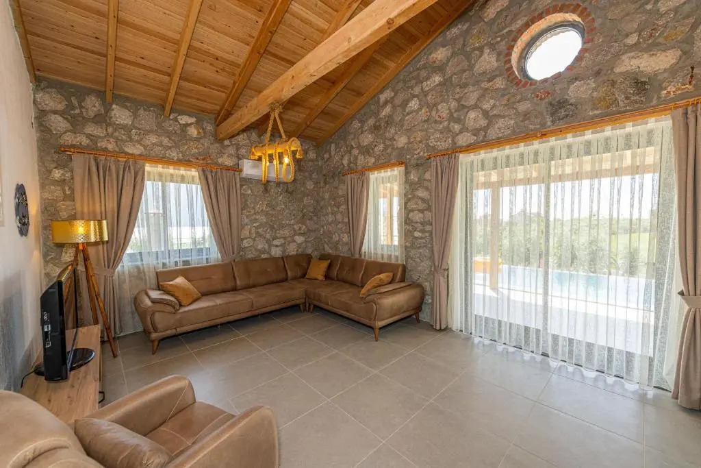 Beyza- Fethiye'de 2+1 Jakuzili Villa