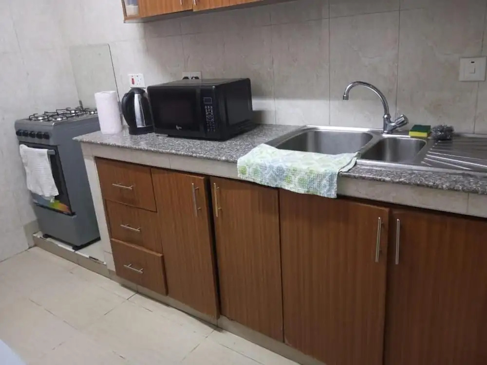 Lux Suites Wawazi Court Apartments