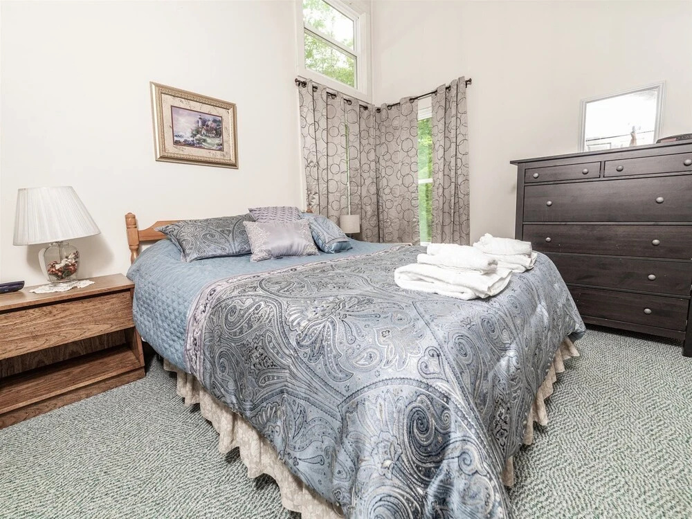 Private 3 Bedroom Home in the Woods of the White Mountains! Walk to Recreation Center - Df88e