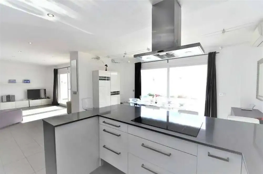 Excellent Seafront Villa in Cala Pi