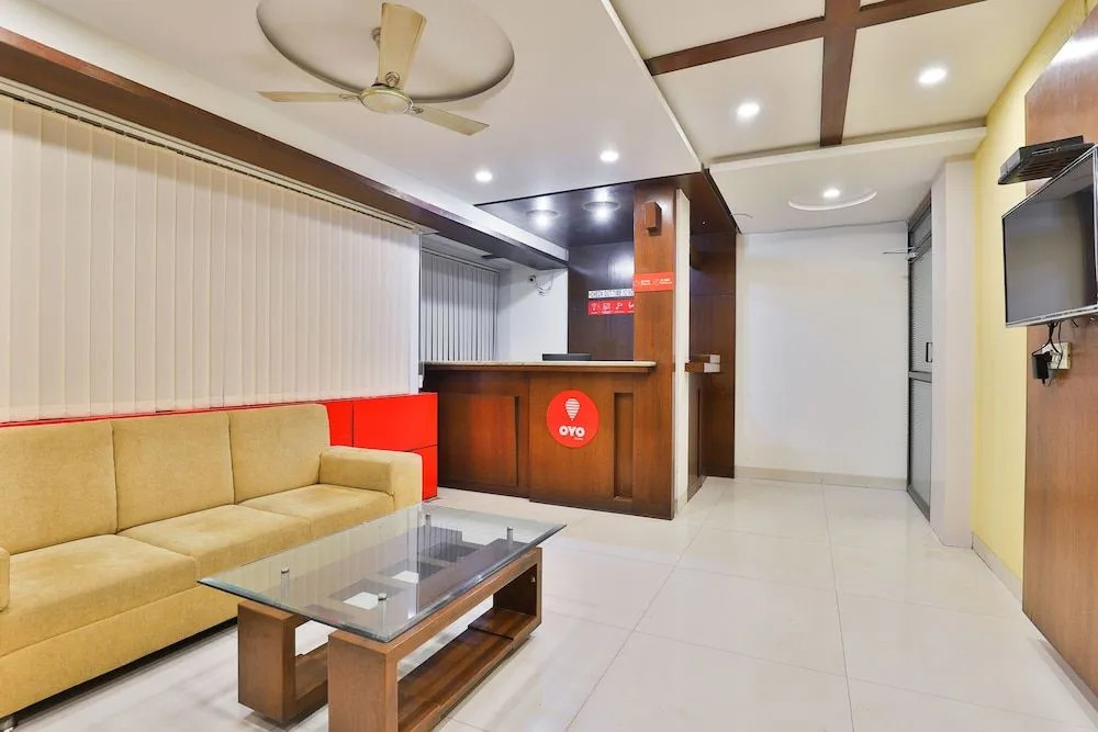 OYO 22419 Hotel Summit