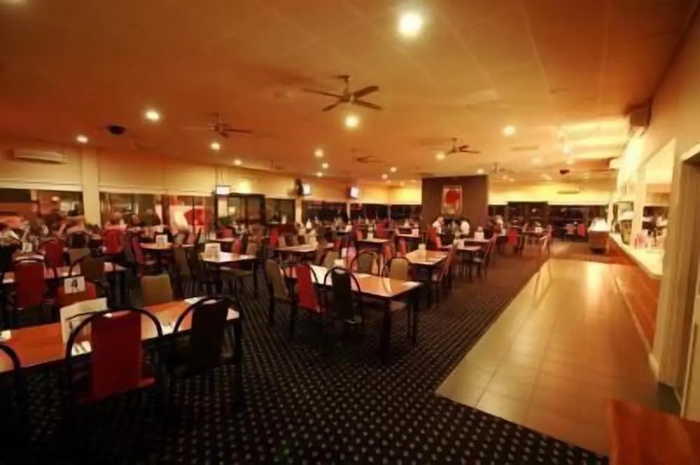 Sundowner Motel Hotel