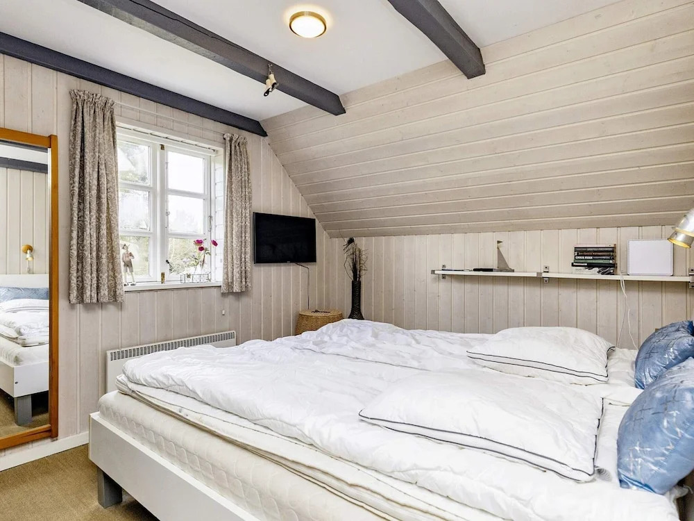 Unique Pet Friendly Holiday Home in Jerup near Sea