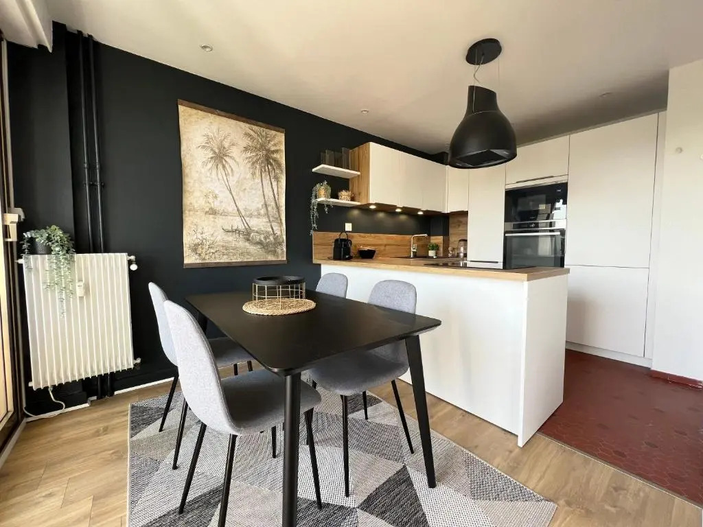 Residence de L'hermitage, T2 Avec Parking