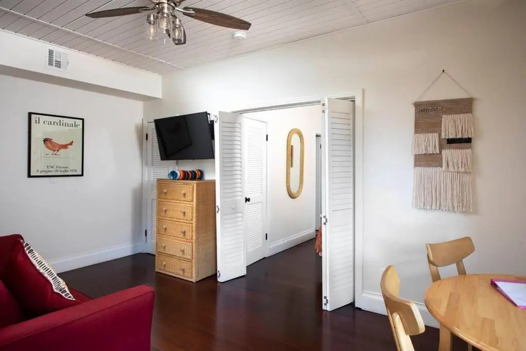 6 Bedroom 6 Bath Guesthouse on Duval Street