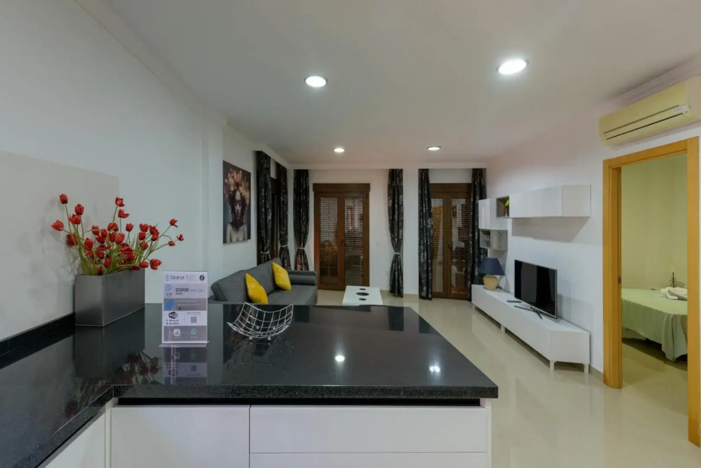 Apartamento Céntrico Sibarys - 2 dormitorios- Calle Pintada