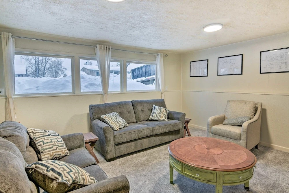 Pet Friendly West Anchorage Home Near Airport by RedAwning