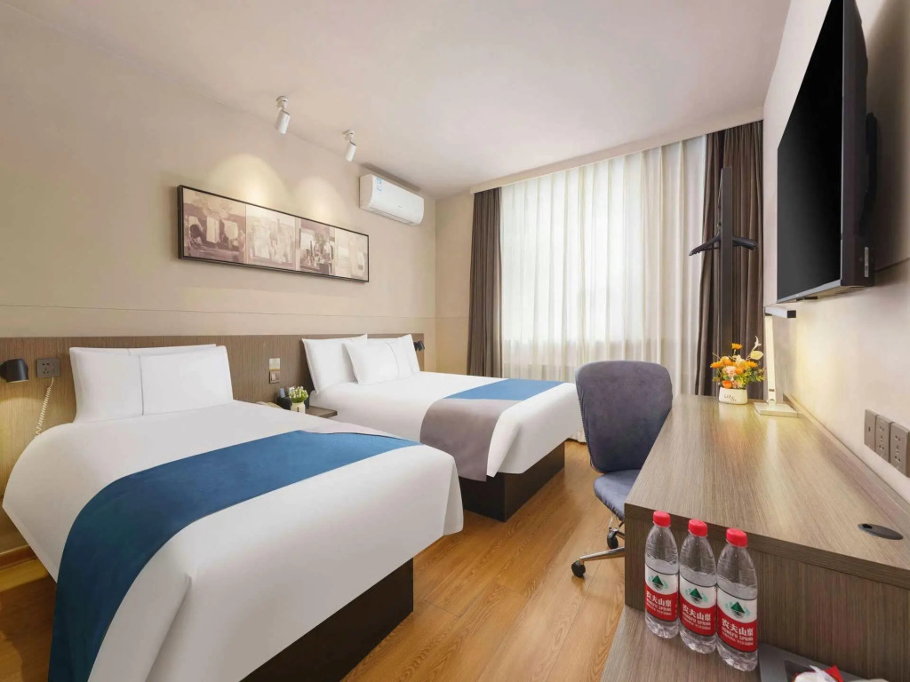 Jinjiang Inn Select Dalian Youhao Square