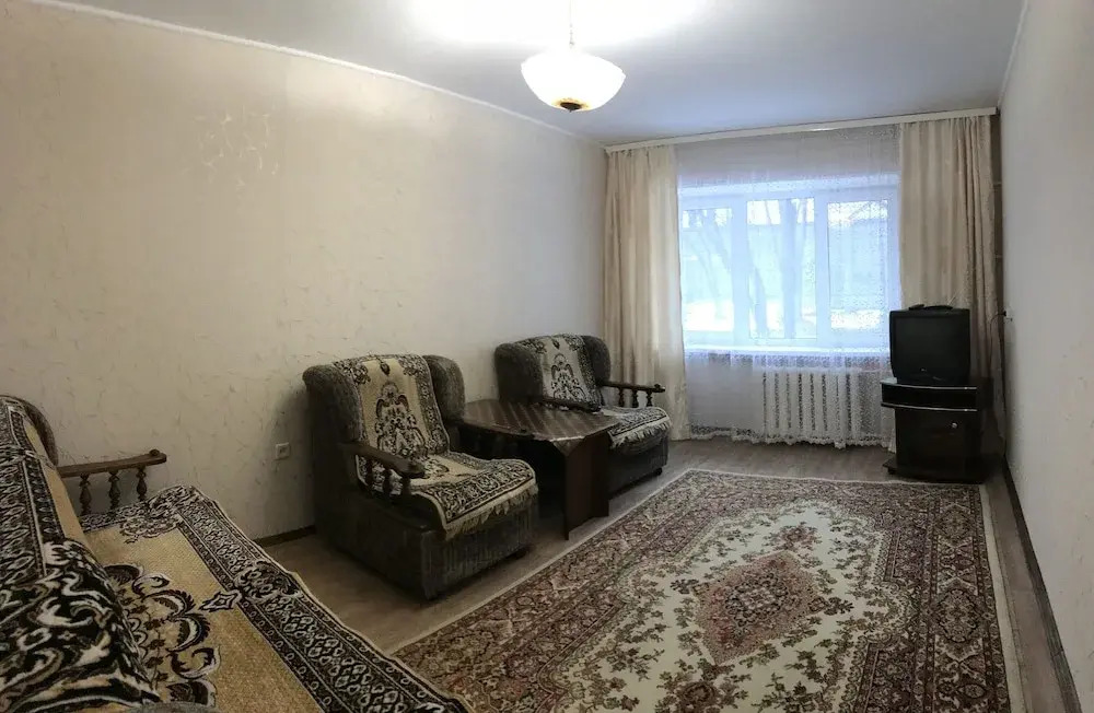 Апартаменты в центре в стиле 80-х